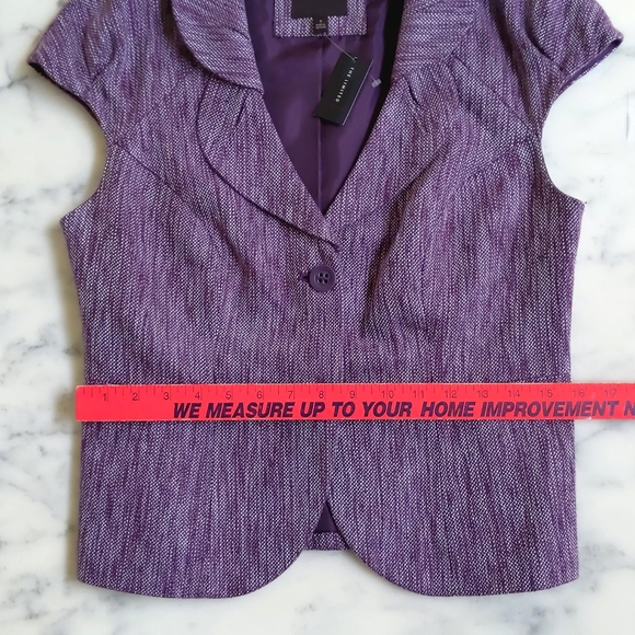 NWT. The Limited Cotton/Rayon blended full lining sleeveless blazer vest. - Picture 5 of 8